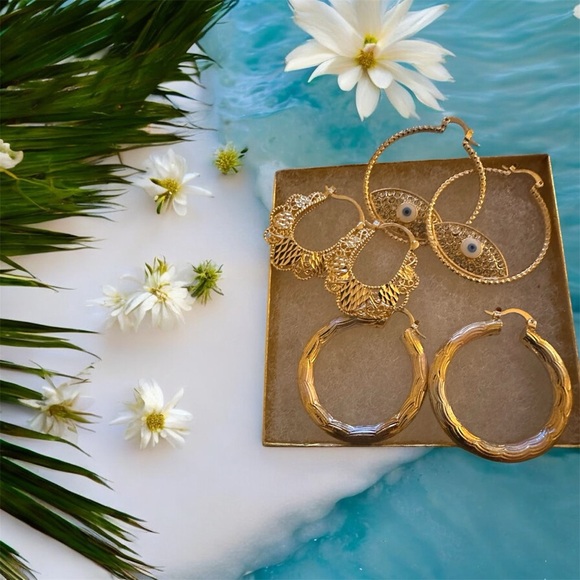 Elegant Gold Hoop Earrings Set (3pairs) - Picture 4 of 10